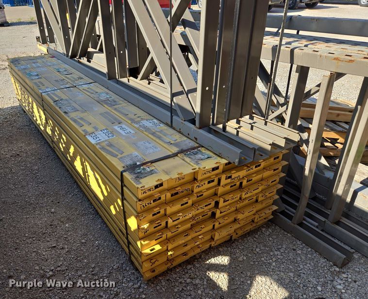 image for item EM7317 Pallet racking