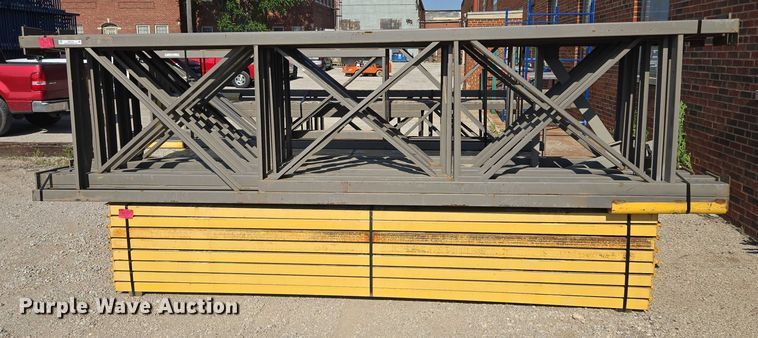 image for item EM7318 Pallet racking 