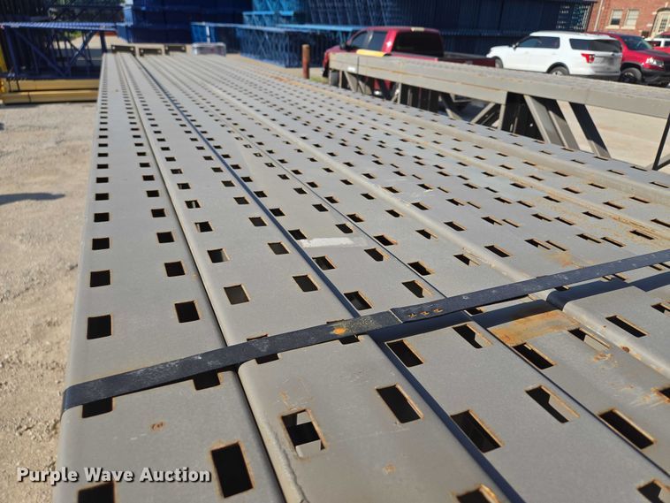 image for item EM7318 Pallet racking 