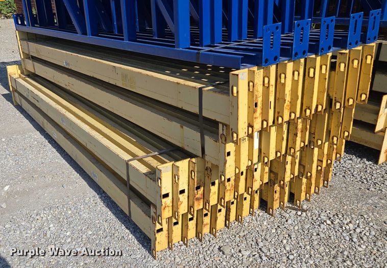 image for item EM7319 Pallet racking 