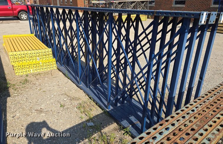 image for item EM7321 Pallet racking 