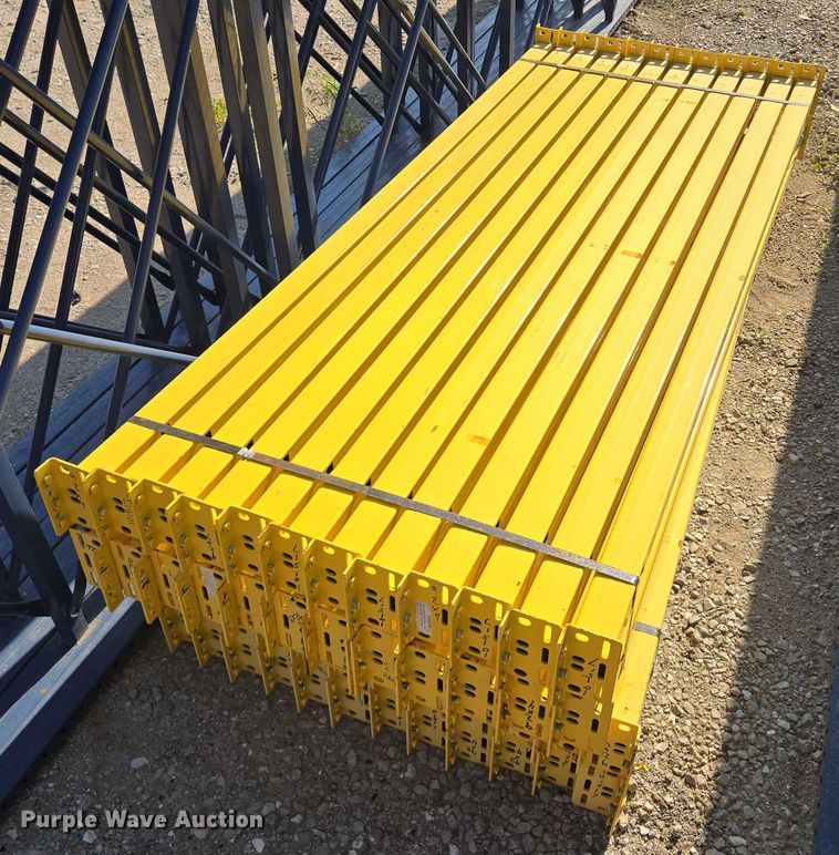 image for item EM7321 Pallet racking 