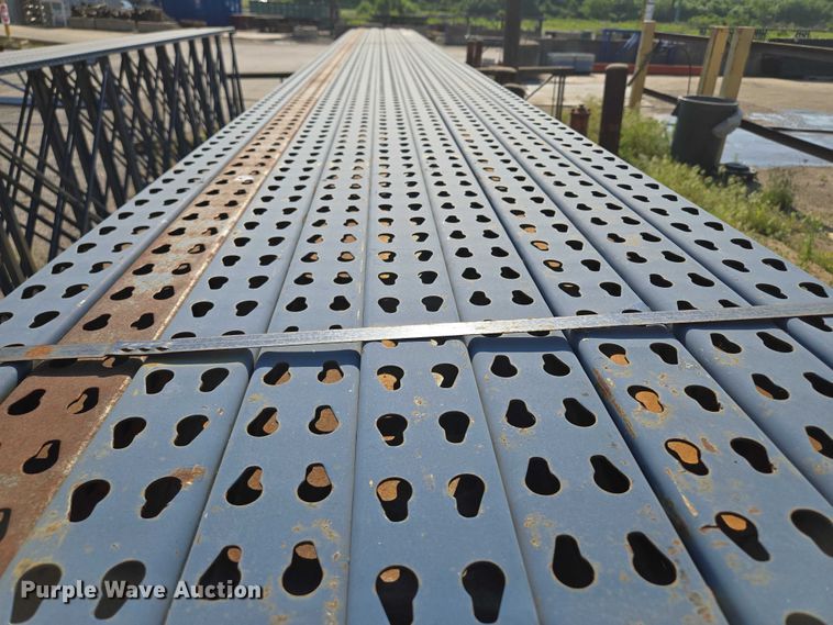 image for item EM7322 Pallet racking 