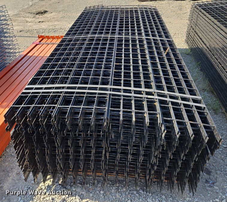 image for item EM7323 (136) wire decks