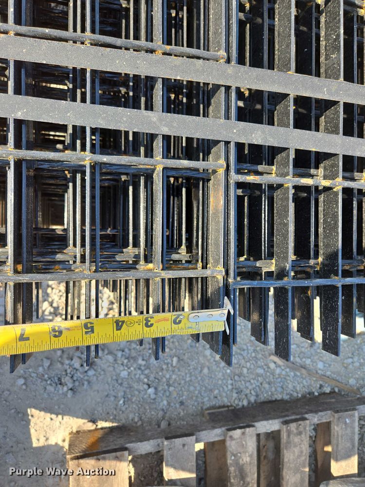 image for item EM7323 (136) wire decks