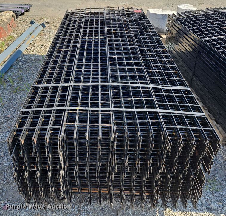 image for item EM7324 (136) wire decks