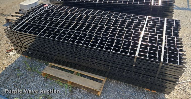 image for item EM7324 (136) wire decks