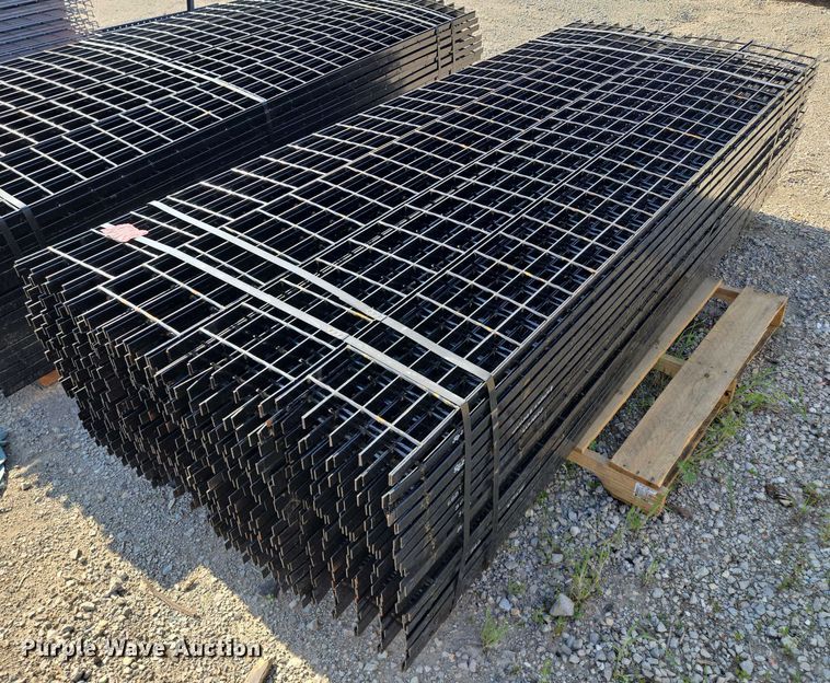 image for item EM7324 (136) wire decks