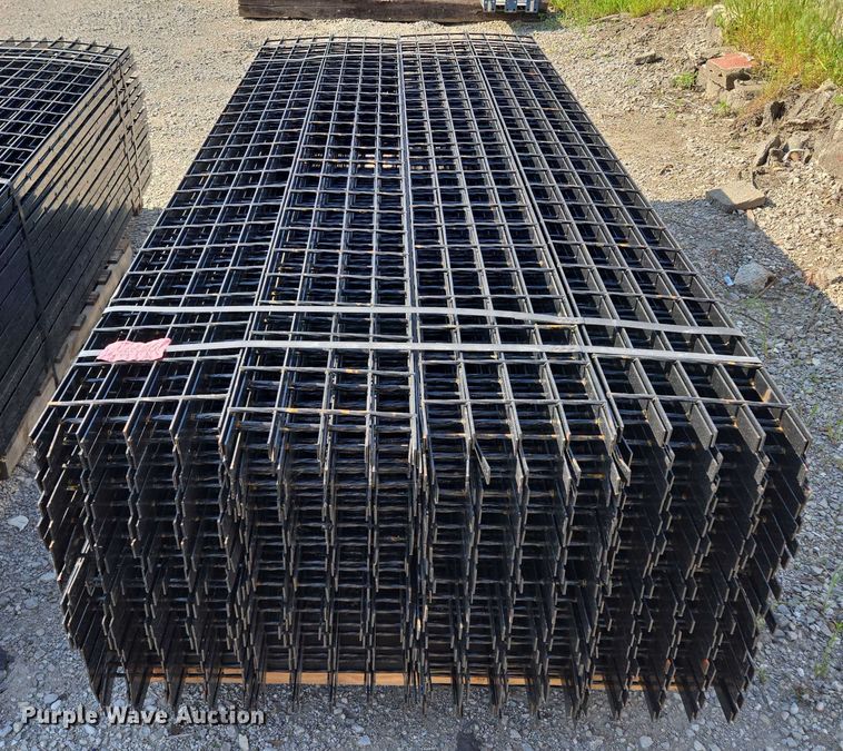 image for item EM7324 (136) wire decks