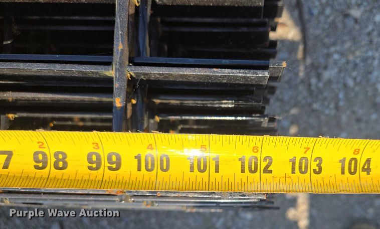 image for item EM7324 (136) wire decks