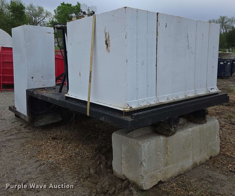 image for item EN3682 Fuel/lube bed