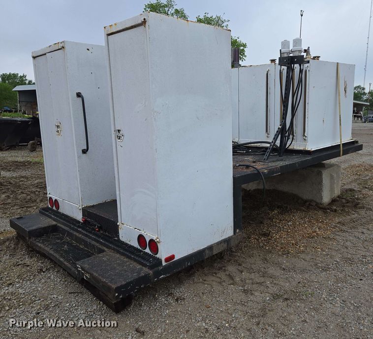 image for item EN3682 Fuel/lube bed