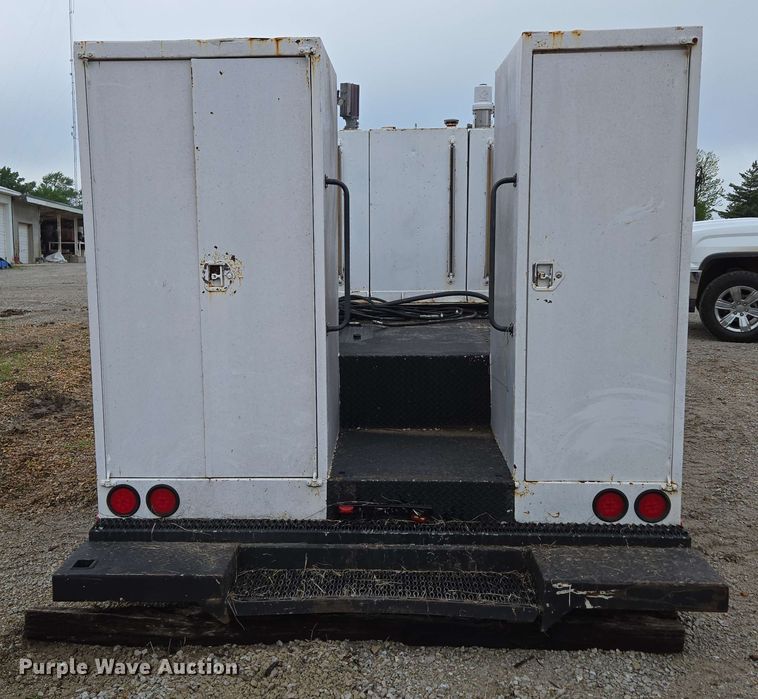 image for item EN3682 Fuel/lube bed