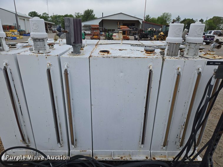 image for item EN3682 Fuel/lube bed