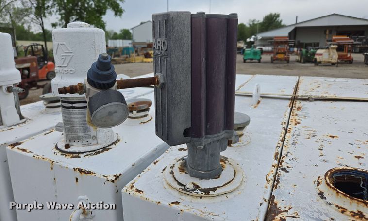 image for item EN3682 Fuel/lube bed