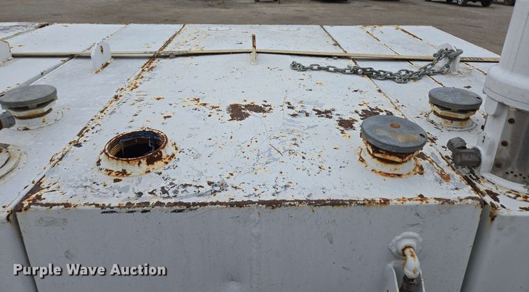 image for item EN3682 Fuel/lube bed