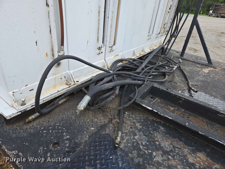 image for item EN3682 Fuel/lube bed