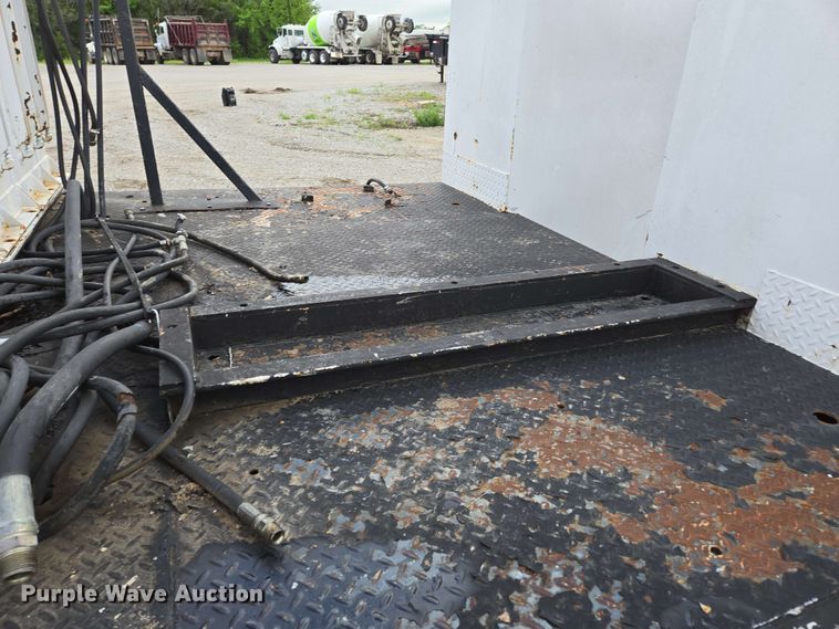 image for item EN3682 Fuel/lube bed