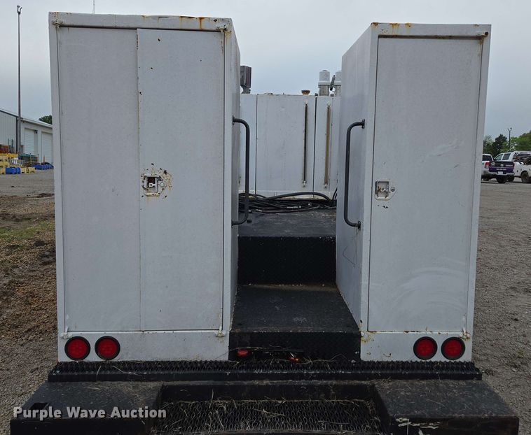 image for item EN3682 Fuel/lube bed