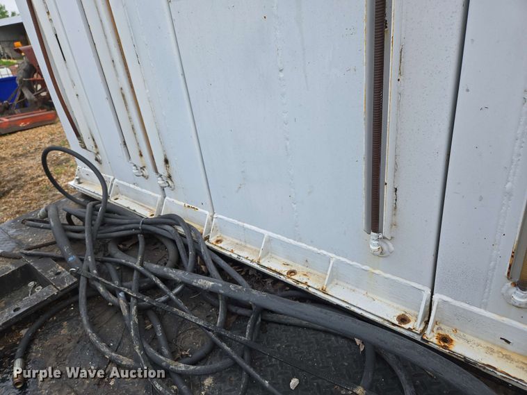 image for item EN3682 Fuel/lube bed