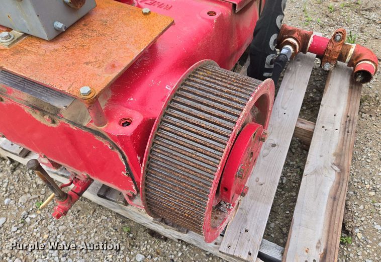 image for item EN3683 Oilfield acidizing pump equipment