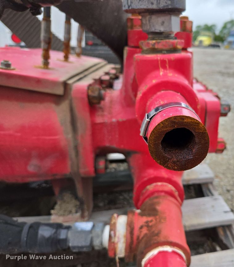 image for item EN3683 Oilfield acidizing pump equipment