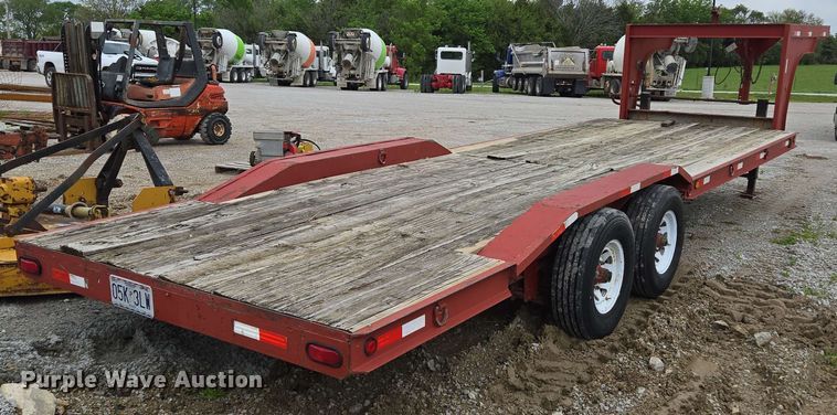 image for item EN3686 2011 Shop built equipment trailer