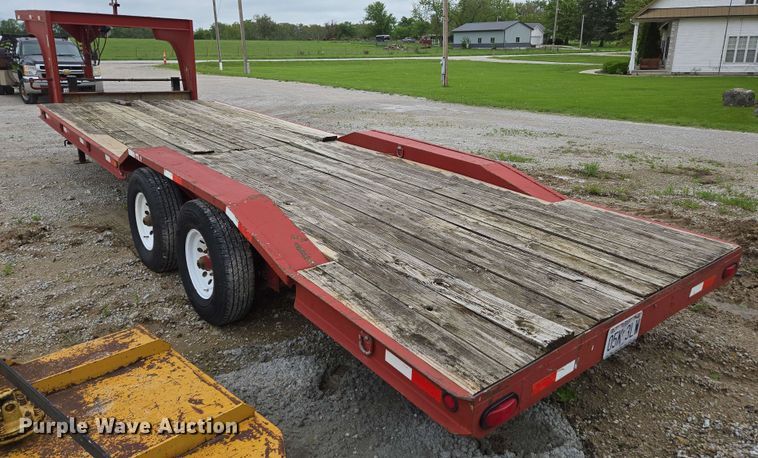 image for item EN3686 2011 Shop built equipment trailer