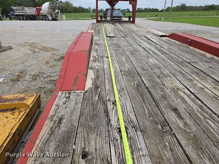 image for item EN3686 2011 Shop built equipment trailer