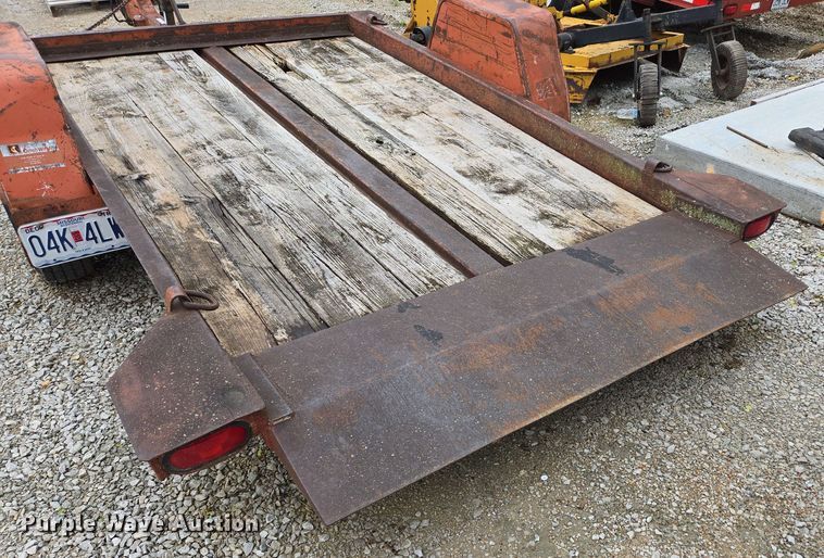 image for item EN3688 1986 The Charles Machine Works S4A tilt deck utility trailer