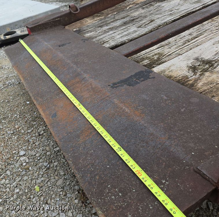 image for item EN3688 1986 The Charles Machine Works S4A tilt deck utility trailer