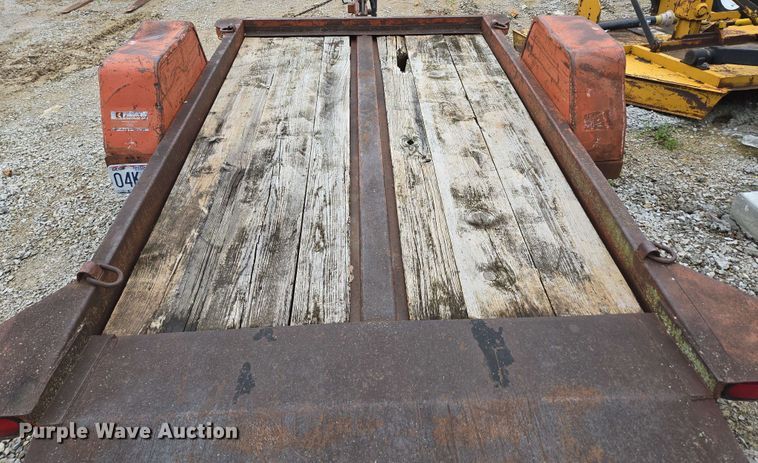 image for item EN3688 1986 The Charles Machine Works S4A tilt deck utility trailer