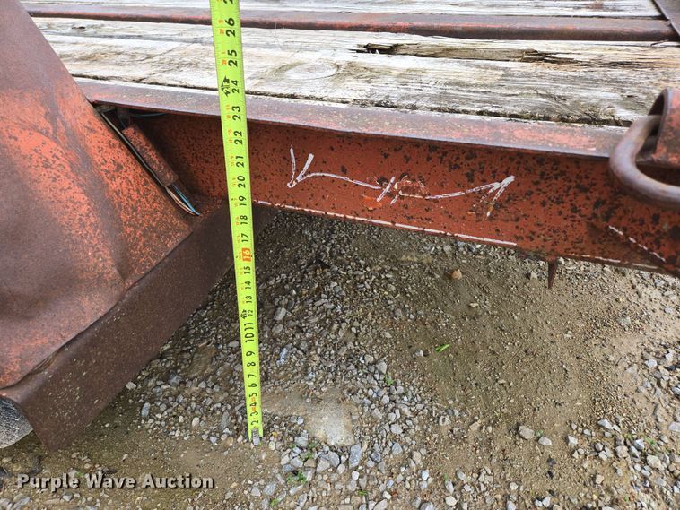 image for item EN3688 1986 The Charles Machine Works S4A tilt deck utility trailer