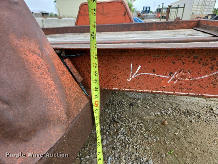 image for item EN3688 1986 The Charles Machine Works S4A tilt deck utility trailer