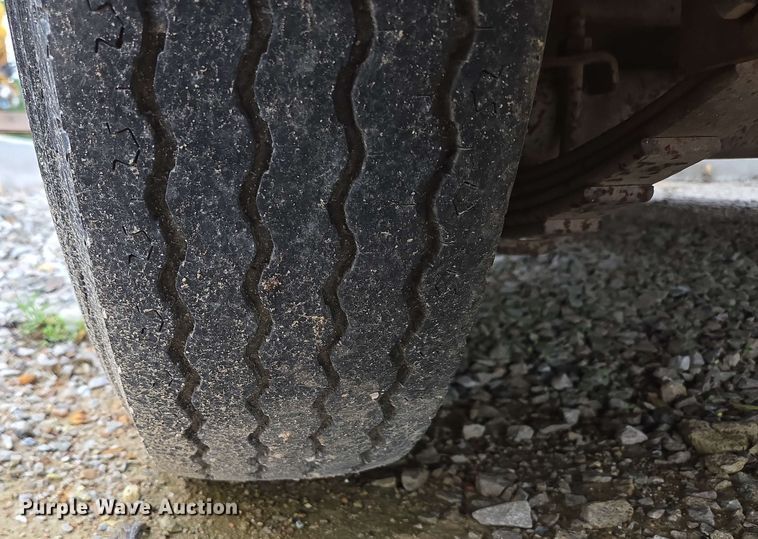 image for item EN3688 1986 The Charles Machine Works S4A tilt deck utility trailer