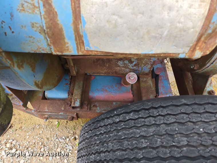 image for item EN3689 (2) pumps