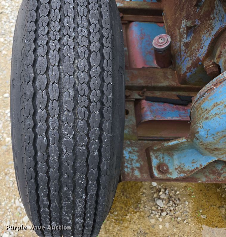 image for item EN3689 (2) pumps