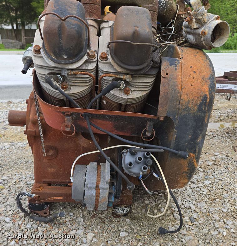 image for item EN3689 (2) pumps