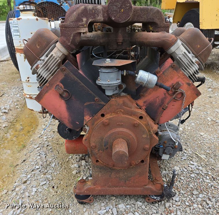 image for item EN3689 (2) pumps