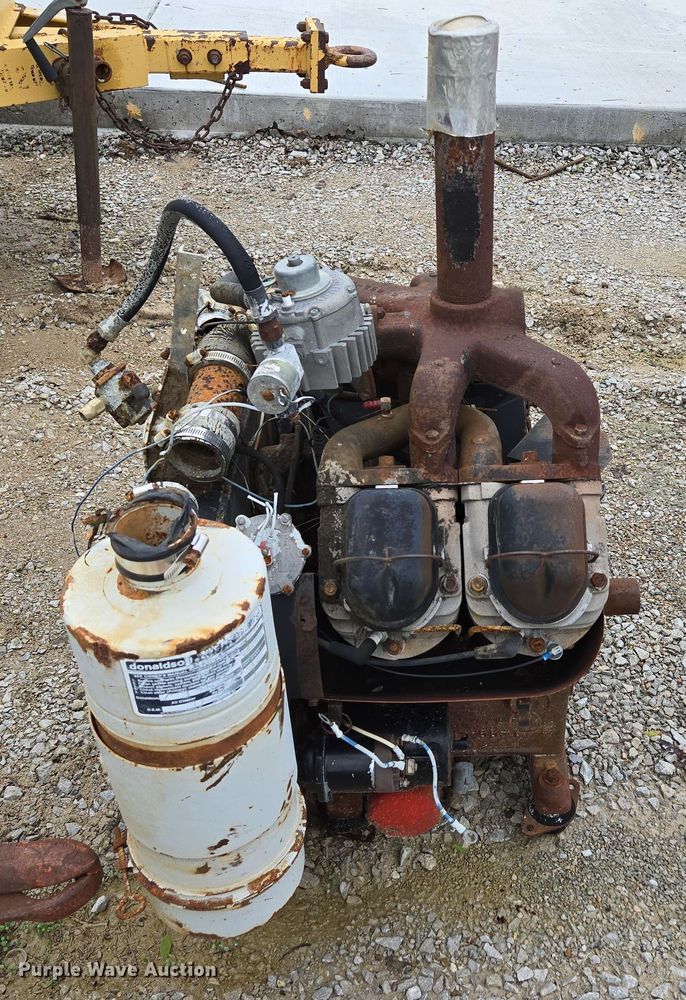 image for item EN3689 (2) pumps