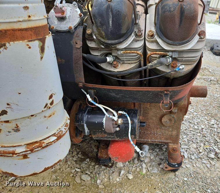 image for item EN3689 (2) pumps