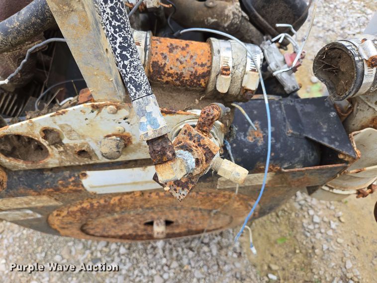 image for item EN3689 (2) pumps