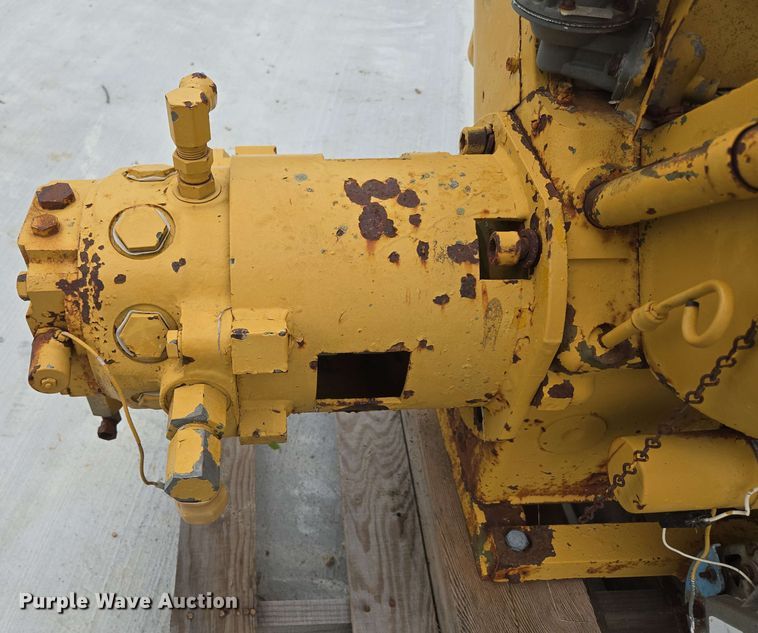 image for item EN3689 (2) pumps