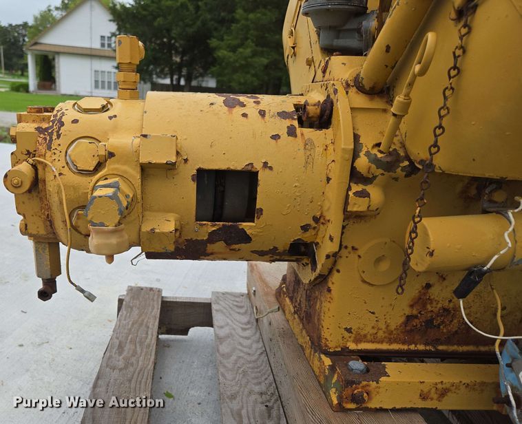 image for item EN3689 (2) pumps