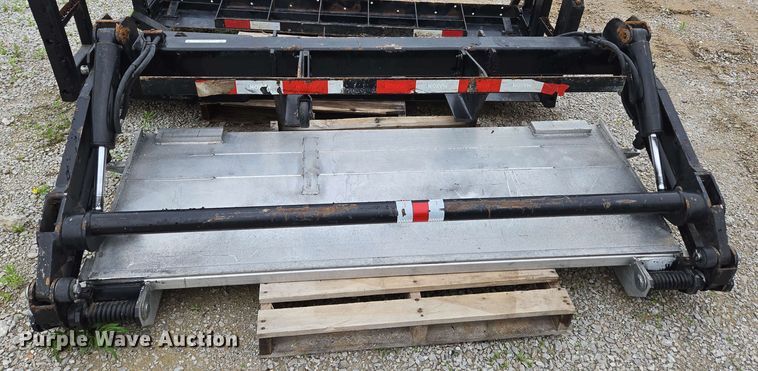 image for item EN3692 Maxon GPT end gate lift