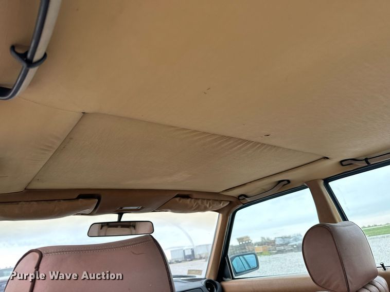 image for item EN4530 1982 Mercedes-Benz 300 