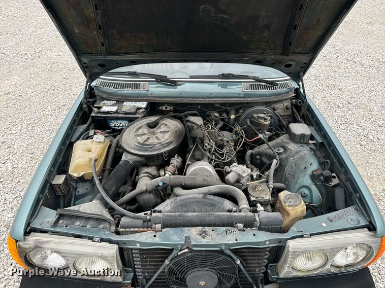 image for item EN4530 1982 Mercedes-Benz 300 