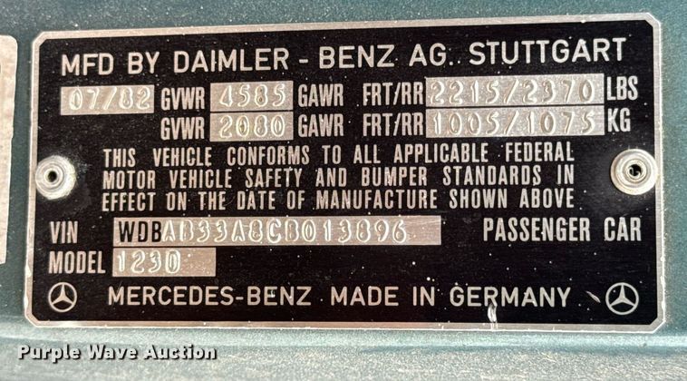 image for item EN4530 1982 Mercedes-Benz 300 