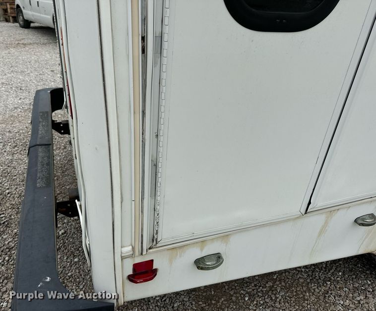 image for item EN4532 2011 Ford E450 Super Duty shuttle bus