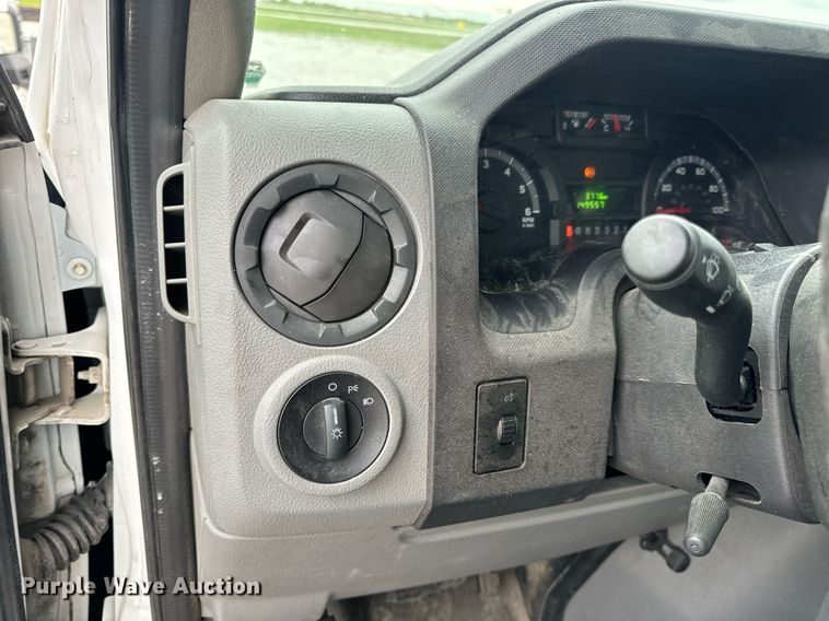 image for item EN4532 2011 Ford E450 Super Duty shuttle bus